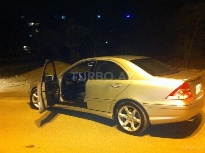 Mercedes C 250 2007, 170,000 km - 2.5 l - Bakı