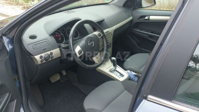 Opel Astra 2007, 205,000 km - 1.9 l - Bakı