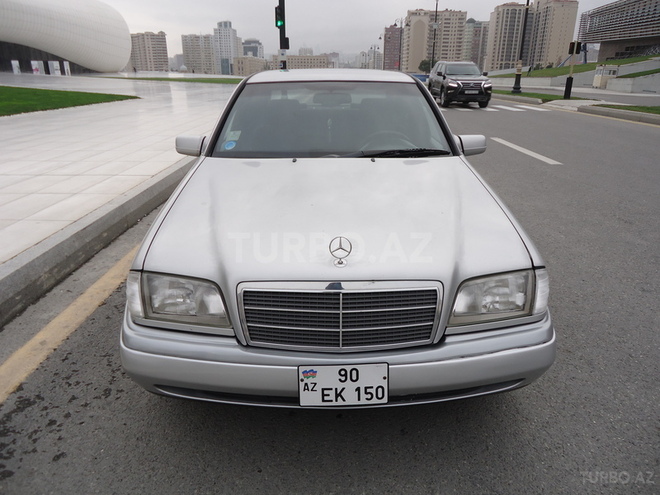 Mercedes C 200 1995, 194,564 km - 2.0 l - Bakı
