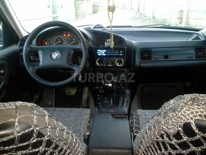 BMW 320 1991, 200,000 km - 2.0 l - Bakı