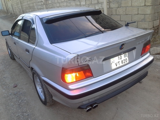 BMW 320 1991, 200,000 km - 2.0 l - Bakı