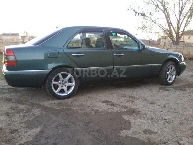 Mercedes C 180 1994, 289,000 km - 1.8 l - Şirvan