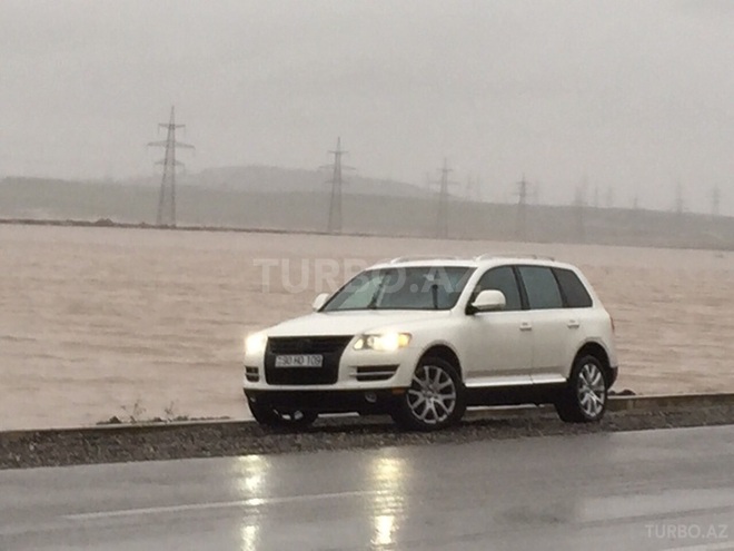 Volkswagen Touareg 2008, 120,000 km - 4.2 л - Bakı