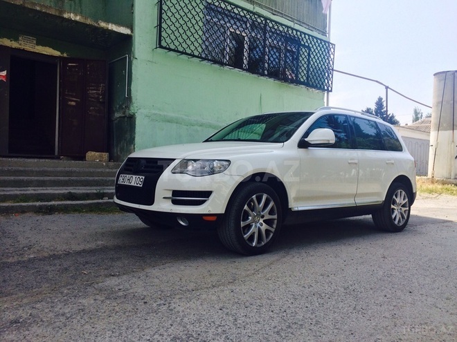 Volkswagen Touareg 2008, 120,000 km - 4.2 л - Bakı