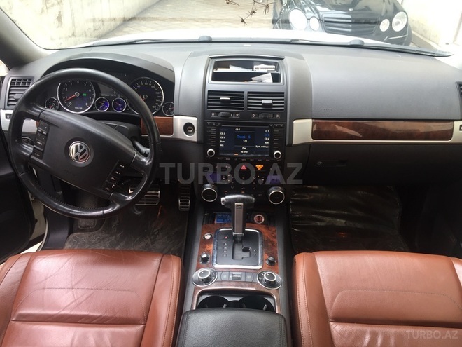 Volkswagen Touareg 2008, 120,000 km - 4.2 л - Bakı