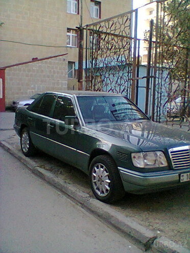 Mercedes E 300 1993, 400,000 km - 3.0 л - Bakı