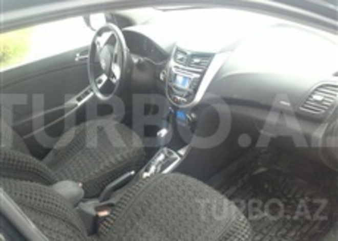 Hyundai Accent 2011, 65,000 km - 1.6 л - Bakı