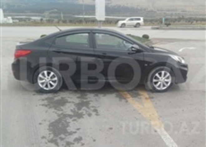 Hyundai Accent 2011, 65,000 km - 1.6 л - Bakı