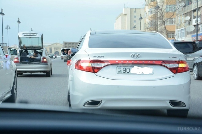 Hyundai Grandeur 2014, 20,789 km - 2.4 л - Bakı