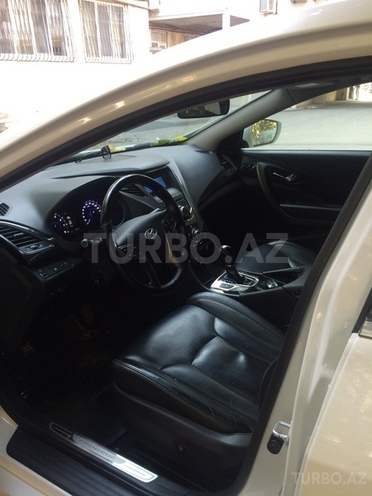 Hyundai Grandeur 2014, 20,789 km - 2.4 л - Bakı