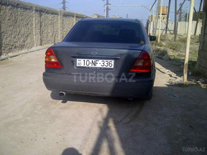 Mercedes C 220 1995, 300,000 km - 2.2 l - Bakı
