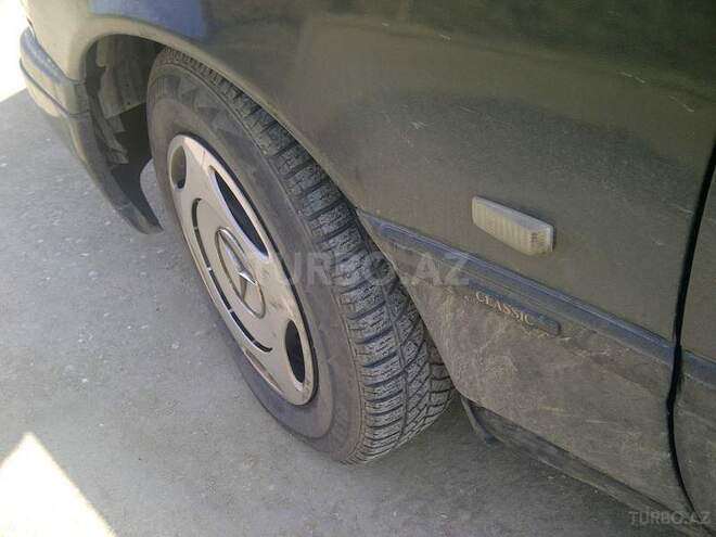 Mercedes C 220 1995, 300,000 km - 2.2 l - Bakı