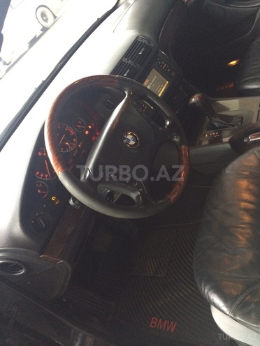 BMW 530 2002, 250,000 km - 3.0 l - Bakı
