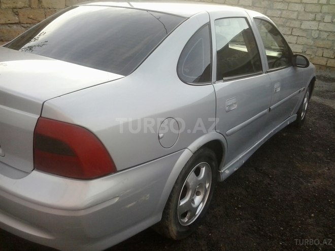 Opel Vectra 1999, 280,000 km - 2.0 l - Sumqayıt