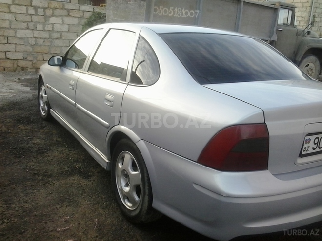Opel Vectra 1999, 280,000 km - 2.0 l - Sumqayıt