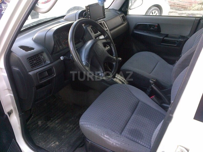Mitsubishi Pajero io 1999, 327,000 km - 1.8 l - Bakı