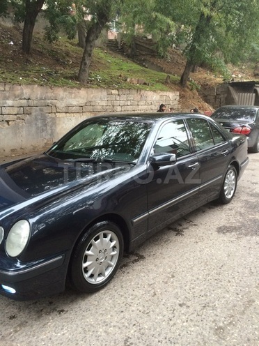 Mercedes E 240 2000, 160,000 km - 2.4 l - Bakı