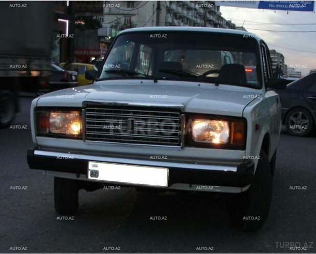 LADA (VAZ) 2107 2002, 90,000 km - 1.6 l - Bakı
