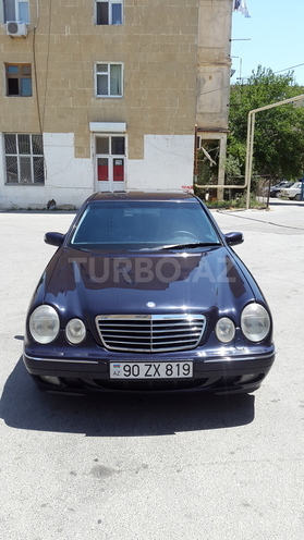 Mercedes E 240 2000, 247,000 km - 2.4 l - Bakı