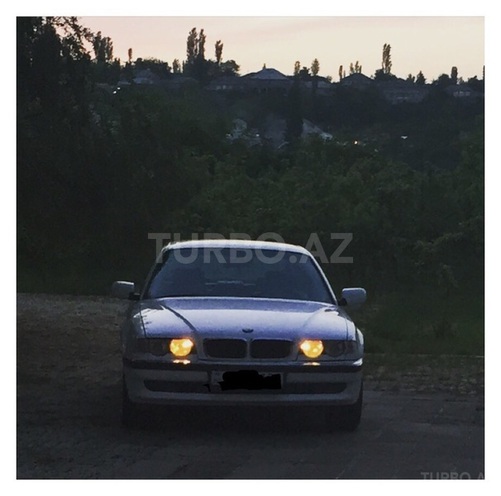 BMW 740 1998, 298,000 km - 4.4 л - Bakı