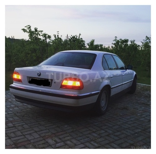 BMW 740 1998, 298,000 km - 4.4 л - Bakı