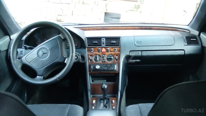 Mercedes C 220 1996, 113,000 km - 2.2 l - Bakı