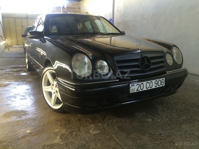 Mercedes E 240 1998, 250,000 km - 2.4 л - Gəncə