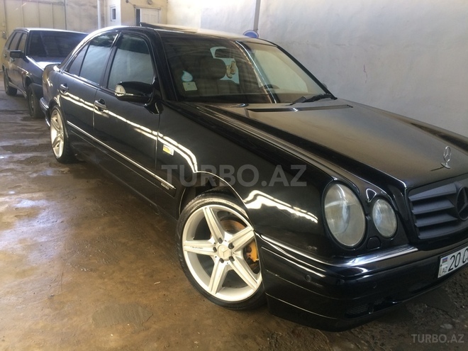 Mercedes E 240 1998, 250,000 km - 2.4 л - Gəncə
