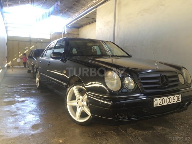 Mercedes E 240 1998, 250,000 km - 2.4 л - Gəncə