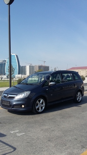 Opel Zafira 2006, 289,000 km - 1.9 л - Bakı