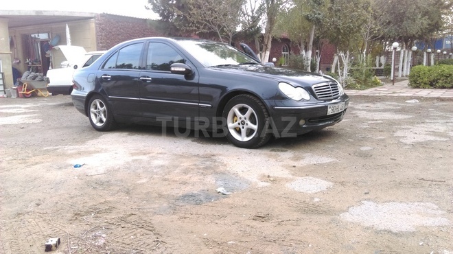 Mercedes C 220 2001, 214,577 km - 0.2 l - Cəbrayıl