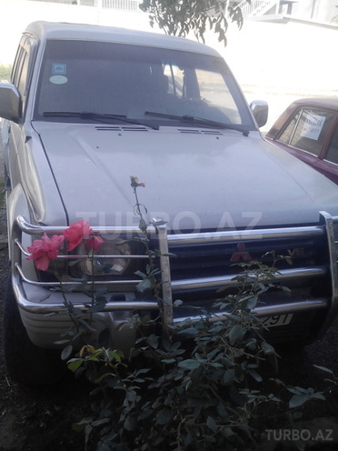 Mitsubishi Pajero 1993, 364,000 km - 3.0 л - Şamaxı