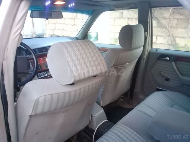 Mercedes E 200 1990, 190,000 km - 2.0 l - Bakı