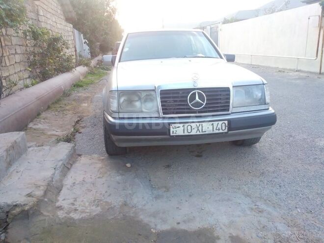 Mercedes E 200 1990, 190,000 km - 2.0 l - Bakı