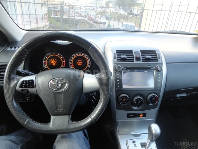 Toyota Corolla 2013, 79,500 km - 1.6 л - Bakı
