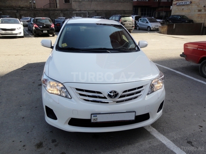 Toyota Corolla 2013, 79,500 km - 1.6 л - Bakı
