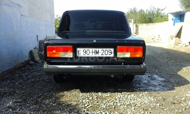 LADA (VAZ) 2107 2010, 88,953 km - 1.6 l - Salyan