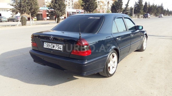 Mercedes C 240 1997, 200,000 km - 2.4 l - Sumqayıt