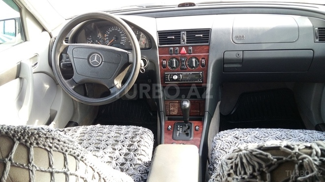 Mercedes C 240 1997, 200,000 km - 2.4 l - Sumqayıt