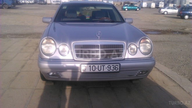 Mercedes E 230 1996, 218,000 km - 2.3 л - Sumqayıt