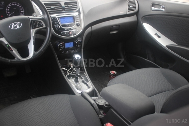 Hyundai Accent 2011, 95,000 km - 1.6 l - Bakı
