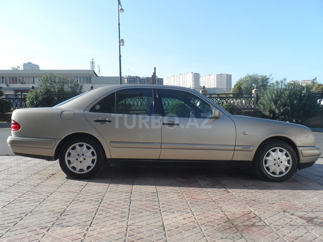 Mercedes E 270 1998, 340,000 km - 2.7 l - Bakı