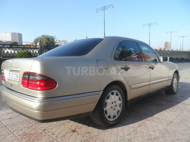 Mercedes E 270 1998, 340,000 km - 2.7 l - Bakı