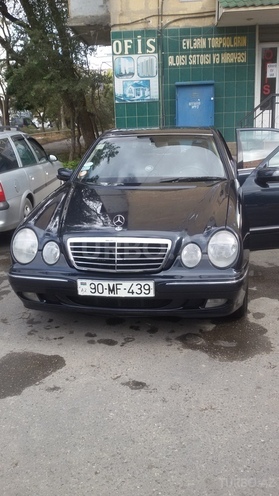 Mercedes E 240 2000, 175,000 km - 2.4 l - Bakı