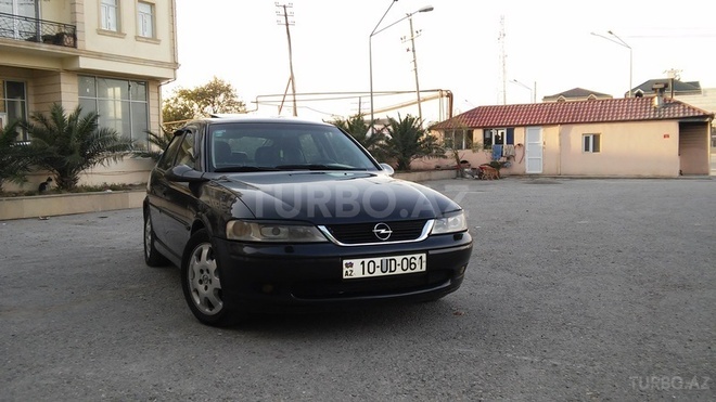 Opel Vectra 2000, 180,000 km - 2.0 l - Bakı