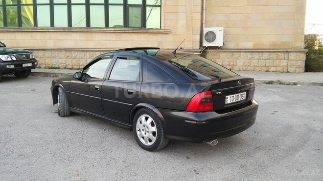 Opel Vectra 2000, 180,000 km - 2.0 l - Bakı