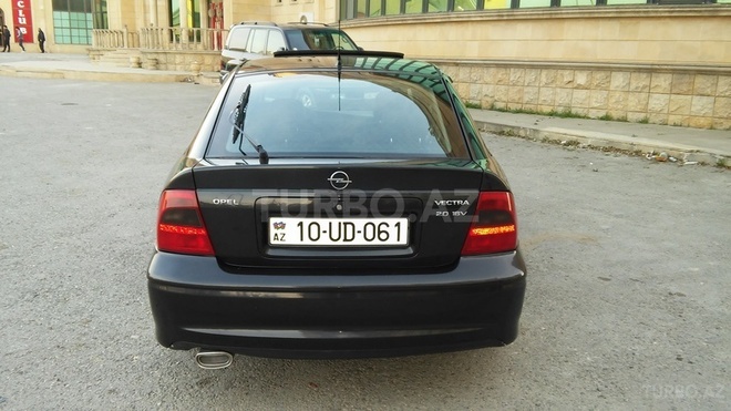 Opel Vectra 2000, 180,000 km - 2.0 l - Bakı