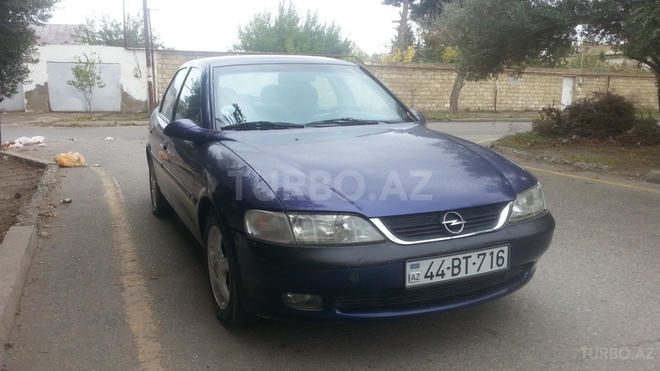 Opel Vectra 1996, 270,000 km - 1.8 l - Sumqayıt