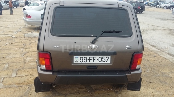 LADA (VAZ) Niva 2015, 10,000 km - 1.7 l - Sumqayıt