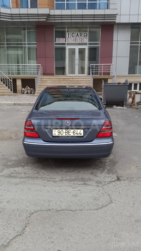 Mercedes E 320 2002, 240,000 km - 3.2 л - Bakı